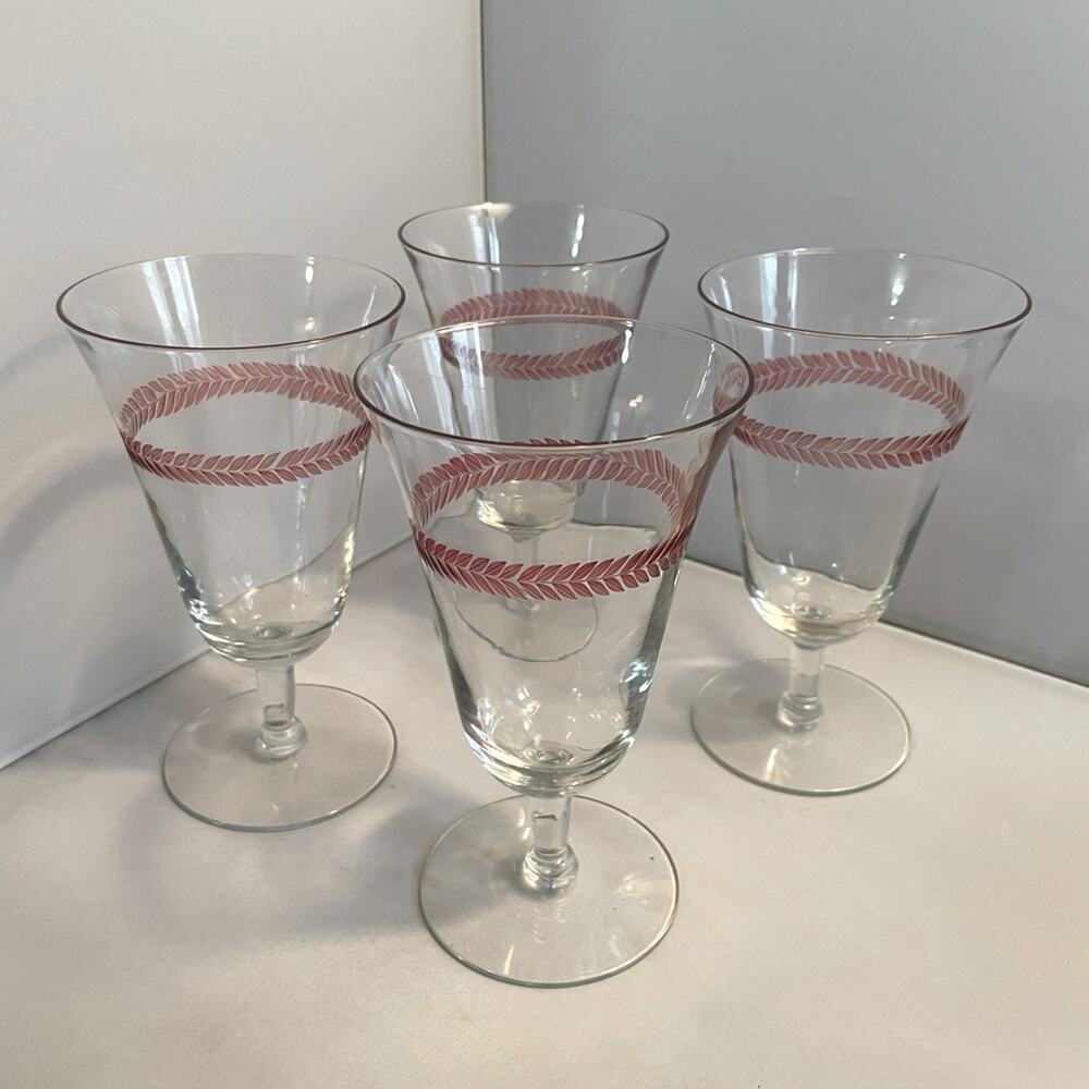 4 Vintage Footed Iced Tea‎ Glasses w/ Red Laurel Wreath Cut Drinking Glasses